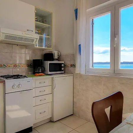 Libera One * Новиград