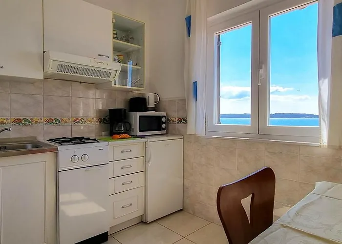 Libera One * Novigrad Istria